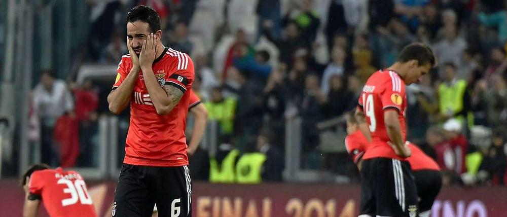 Verfluchtes Benfica. Im Elfmeterschießen gegen Sevilla verloren die Portugiesen ihr achtes Europapokalfinale in Folge.