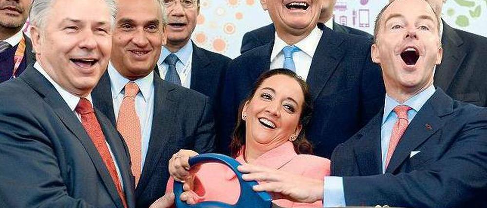 Fröhliche Messegesellschaft. Klaus Wowereit (l.), die mexikanische Tourismusministerin Claudia Ruiz-Massieu und Messe-Geschäftsführer Christian Göke (r.) im März 2014 bei der Berliner Tourimusmesse ITB.