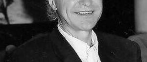 Manfred Schneider ist Professor für Neugermanistik, Ästhetik und literarische Medien and der Ruhr-Universität Bochum.