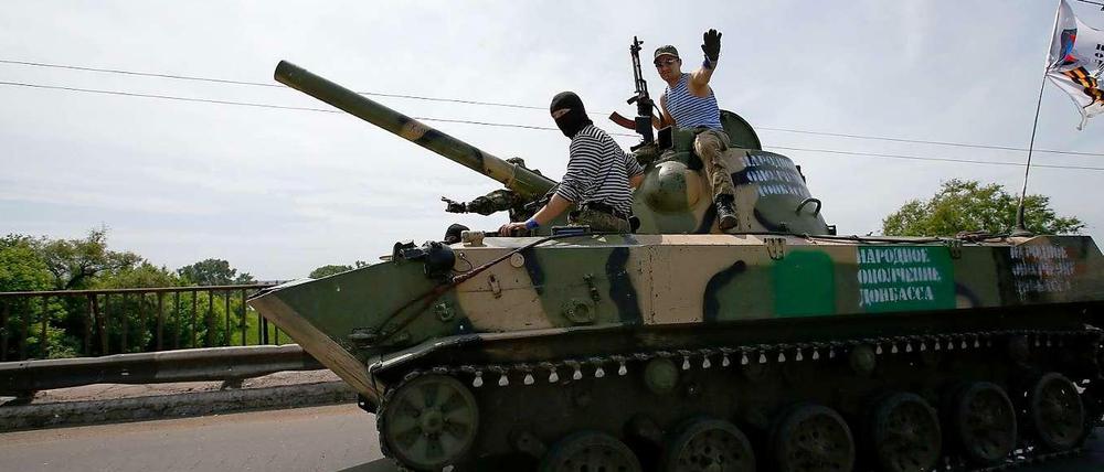 Bei erneuten Kämpfen wurden in der Ukraine mindestens drei Menschen getötet.