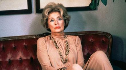 Lilli Palmer in dem 1981 gedrehten Film „Feine Gesellschaft - beschränkte Haftung“. Die Schauspielerin starb am 27. Januar 1986 in Los Angeles.