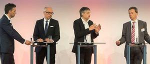 Diskutierten bei der Handelsblatt-Jahrestagung: Oliver Stock, Peter Simon, Sven Giegold und Bernd Lucke (von links).