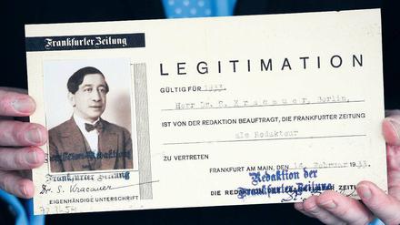 Korrespondent der "Frankfurter Zeitung" in Berlin. Siegfried Kracauers Presseausweis 1933.