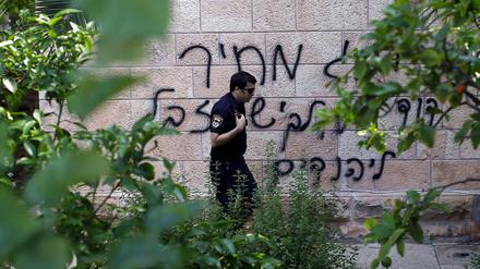 Hasserfüllt. Auf eine Mauer in Jerusalem wurde eine antichristliche Parole gesprüht. 