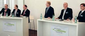 Panel 2 auf dem eMobility Summit 2014 war dem öffentlichen Nahverkehr gewidmet.