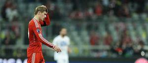 Toni Kroos wird seit längerem mit Manchester United in Verbindung gebracht. Kroos ist der einziger Stammspieler bei den Bayern, der nur noch einen Vertrag bis zum Ende der kommenden Saison hat. 