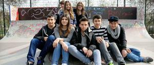 Begehrtes Plätzchen. Die Moabiter Heinrich-von-Stephan-Gemeinschaftsschule gehört zu den nachgefragtesten Schulen der Stadt und musste dieses Jahr über 100 Schüler ablehnen. Diese Schülergruppe bereitete sich im April auf eine selbst organisierte Reise nach Bulgarien vor.
