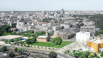 Statt an der Sigismundstraße könnte das Museum der Moderne (weiß, neben der Philharmonie) dort errichtet werden, wo sich heute die ungeliebte „Piazzetta“ befindet. 