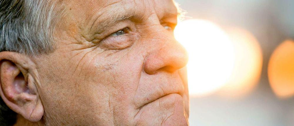 BER-Chef Hartmut Mehdorn steht nach den Korruptionsvorwürfen gegen seinem Technikchef Großmann in der Kritik