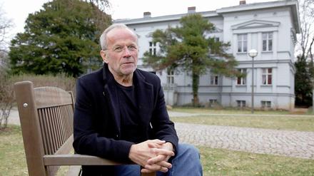 Der Berliner Peter Zühlsdorff kehrte 2007 mit seiner Familie in seine Heimatstadt zurück. Das Bild zeigt ihn vor der International School Villa Amalienhof, deren Gesellschafter er ist.