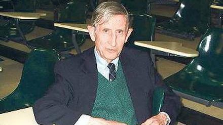 Freeman Dyson, 90, war Professor am Institute for Advanced Study in Princeton. Der gebürtige Engländer ist Mathematiker, Physiker, Autor („The Sun, The Genome, and the Internet“