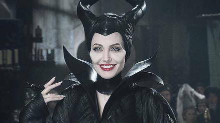 Rachegöttin mit Lederhörnern. Angelina Jolie ist "Maleficent", die böse Fee.