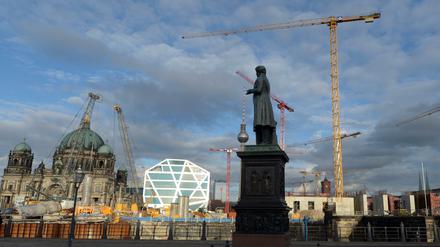 Das Stadtschloss wird wieder errichtet neben Humboldt-Forum und Berliner Dom.