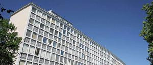 Nach dem Aus für den ZLB-Neubau in Tempelhof sind Umbau und Erweiterung der Amerika-Gedenk-Bibliothek am Blücherplatz in Kreuzberg eine mögliche Alternative.