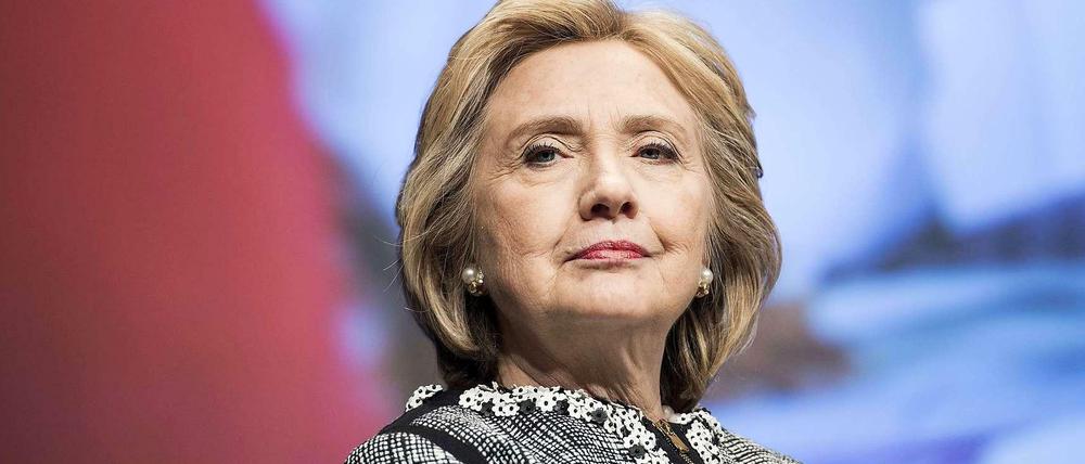 Ihr Buch wird ein Bestseller werden. Hillary Clinton will mit „Hard Choices“ ihre Präsidentschaftskandidatur vorbereiten.