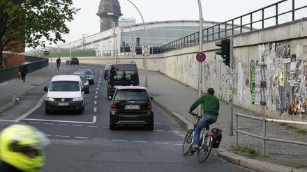 Wer in dieser Richtung auf die Kynastbrücke auffährt, muss mit Drangsalierungen von Autofahrern rechnen.