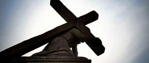 Welches Kreuz man trägt - es hängt auch von der Politik ab. 