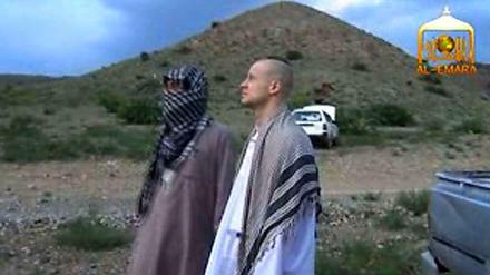 Frei nach fünf Jahren Geiselhaft: der US-Soldat Bowe Bergdahl (rechts).