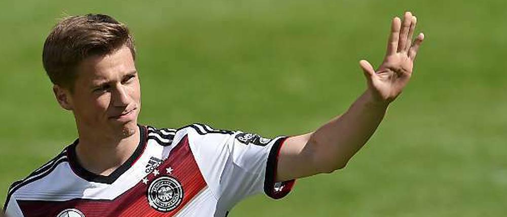 Großer Sprung zur WM. Vor kurzem spielte Durm noch in Liga drei.