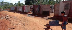 Die DIW-Wirtschaftsforscher Gert G. Wagner und Karl Brenke sprechen im Interview über unausgeschlafene Arbeitnehmer, Gewinner und Verlierer der Fußball-Weltmeisterschaft in Brasilien.