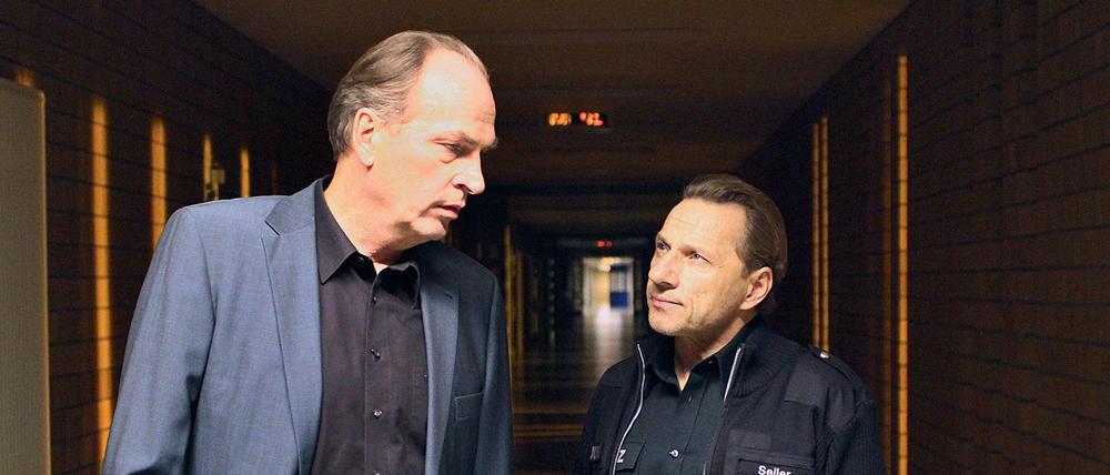 Nur noch der „Tatort: Freigang“ am Pfingstmontag mit Herbert Knaup als JVA-Beamten und Richy Müller im Undercover-Einsatz, dann geht die ARD-Reihe bis Anfang August mit Wiederholungen in die Sommerpause.
