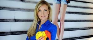 Mehr als Mode. Jette Joop engagiert sich für viele Projekte. Der Elefant stammt vom Verein „Nestwärme“.