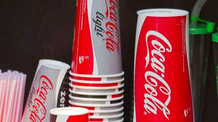 Supersize: In den USA werden Softdrinks oft in mehr als einen Liter großen Bechern verkauft.