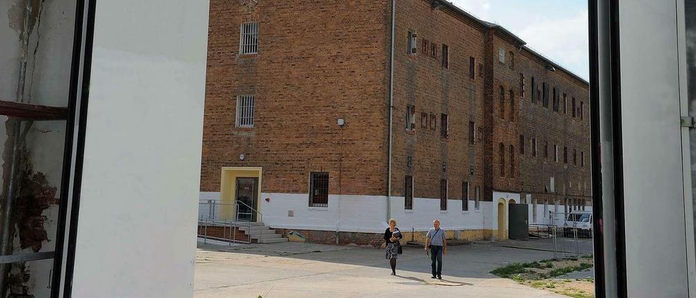 Im Innenhof des ehemaligen Zuchthauses in Cottbus gibt es bald Beethovens "Fidelio" zu erleben.