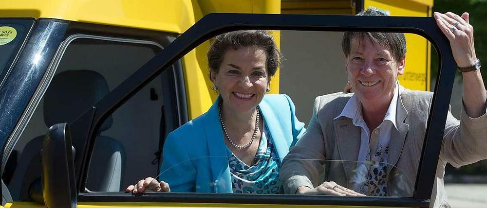 In Bonn findet gerade eine Zwischenverhandlungsrunde über ein neues Klimaabkommen statt. Die Chefin des Bonner UN-Klimasekretariats, Christiana Figueres (links), posiert mit der deutschen Umweltministerin Barbara Hendricks (SPD).