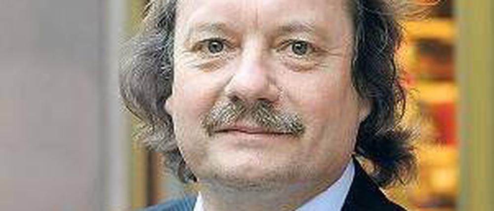 Dean Helmut K. Anheier.