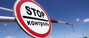 Russlands Präsident Wladimir Putin hat schärfere Kontrollen an der Grenze zur Ukraine angeordnet.