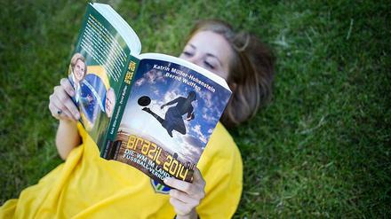 Pünktlich zur WM ist auch endlich wieder Fußballbuch-Zeit.
