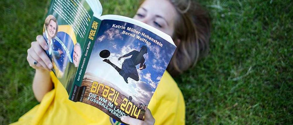 Pünktlich zur WM ist auch endlich wieder Fußballbuch-Zeit.