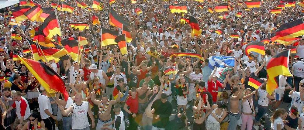 Nicht jeder fühlt sich wohl zwischen grölenden, schwitzenden Leibern. Kein Problem, oder doch?