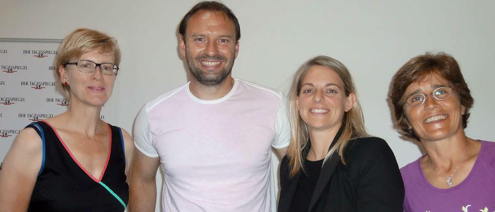 Tagesspiegel-Redakteurin Scheffer (links) begrüßte Jens Nowotny, Nia Künzer und Monika Staab im Verlagshaus.