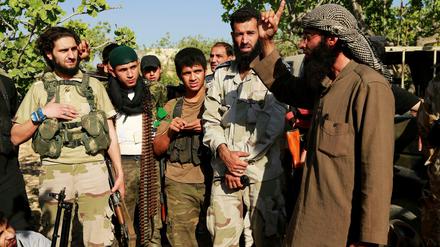 Heilige Krieger für Europa? Rebellen vor einem Angriff bei Aleppo.
