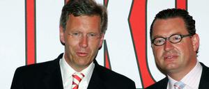 Einst zeigte sich Christian Wulff gerne mit Kai Diekmann (r.), wie hier 2006. Heute wirft er der "Bild"-Chefredakteur bei seinem Sturz als Bundespräsident "persönlichen Ehrgeiz" vor. 