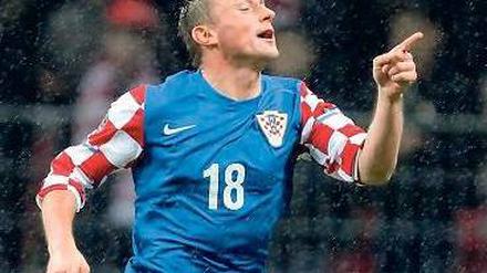 Ivica Olic, 34, lief bereits für Hertha BSC, den HSV und Bayern auf. Er spielt seit 2012 für Wolfsburg und seit 2002 für Kroatien.