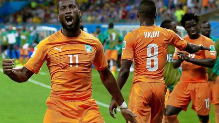 Didier Drogba kam und es lief für die Elfenbeinküste: Nach der Einwechslung des Superstars von Galatasaray Istanbul in der zweiten Halbzeit gelang Cote d'Ivoire zwei Tore und damit der Sieg in deren Auftaktspiel bei der WM 2014 in Brasilien gegen die unglücklichen Japaner, die in der ersten Halbzeit in Führung gegangen waren.