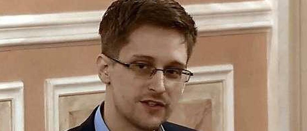 Die FU Berlin will Edward Snowden zum Ehrenmitglied machen.