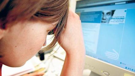 Im Internet bleibt der Therapeut unsichtbar - das kann es Ratsuchenden erleichtern, Hilfe anzunehmen.