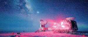 Teleskop am Südpol. Die kosmische Hintergrundstrahlung, auf die sich die Forscher berufen, wurde vom Spezialteleskop „Bicep“ an der US-Antarktisstation vermessen.