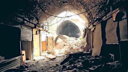 Zerstörtes Weltkulturerbe: Der historische Souk von Aleppo hat wie viele andere Kulturgüter Syriens bei den Kämpfen schwere Schäden erlitten. 