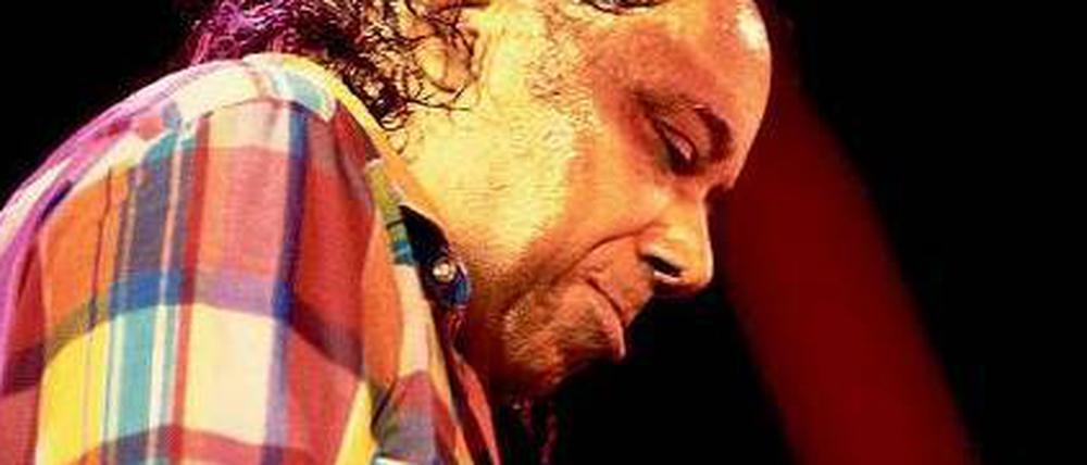 Einheizer. Der Jazzpianist Horace Silver, 1928 – 2014.