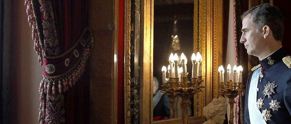 Spaniens neuer König Felipe VI findet ein Land vor, das sich in der Krise neu erfinden muss.