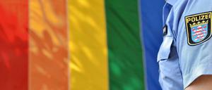 Polizist und homosexuell - für viele immer noch ein Tabu.