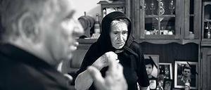 Seit 22 Jahren in Schwarz: Marijan und Marta trauern um ihre zwei im Kroatienkrieg verstorbenen Söhne.