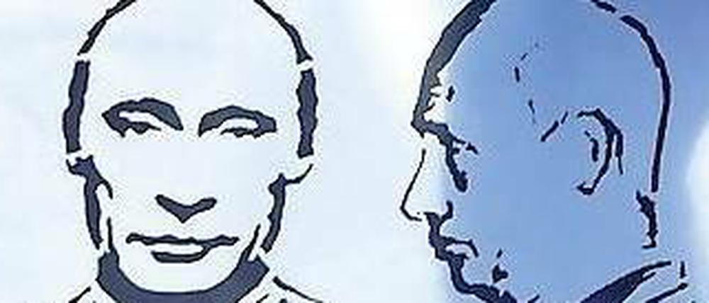 Wütende Proteste. Vor der russischen Botschaft haben Demonstranten ein Schmähplakat mit dem Gesicht des russischen Präsidenten Putin angebracht.