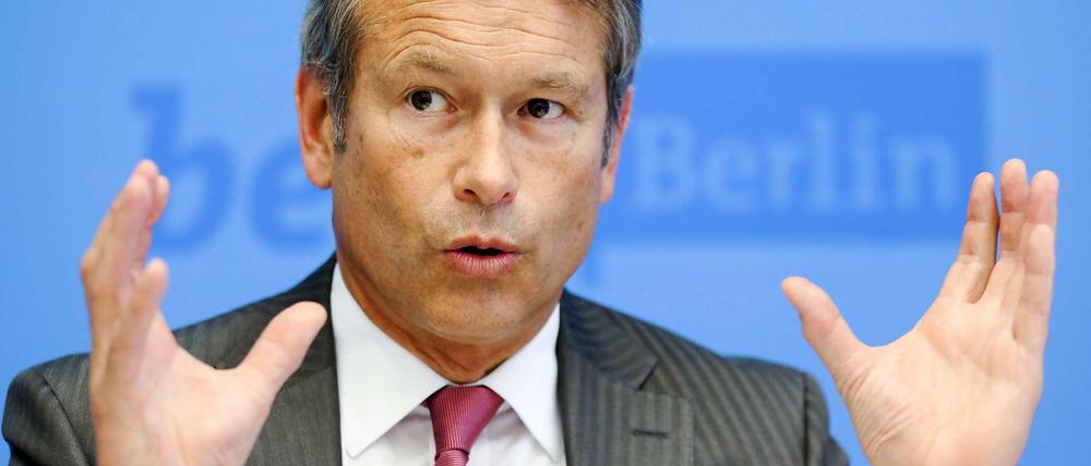 Senator Nußbaum verteidigt die Entscheidung der Vergabestelle.