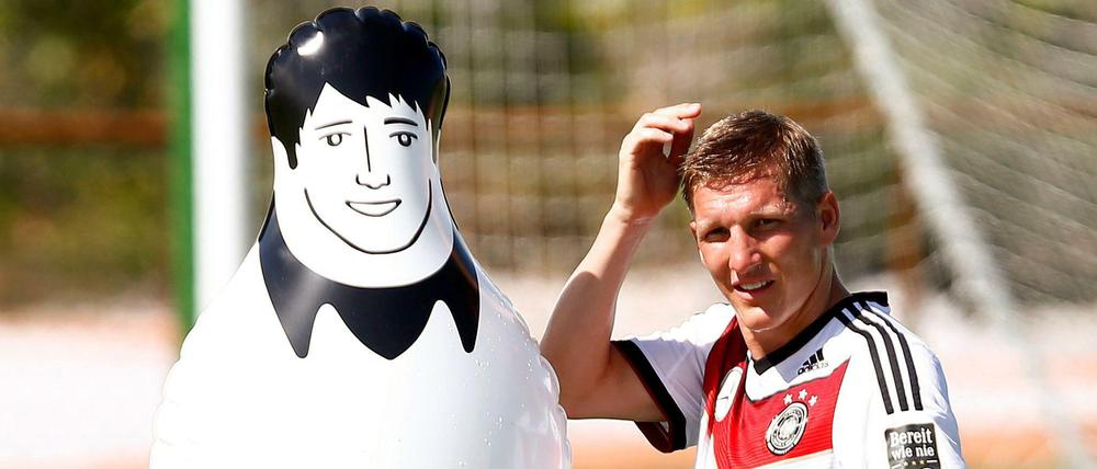 Mein Freund, der Statist. Bastian Schweinsteiger war eine zentrale Figur der Nationalmannschaft – im Moment aber scheint sich kein Platz für ihn zu finden.